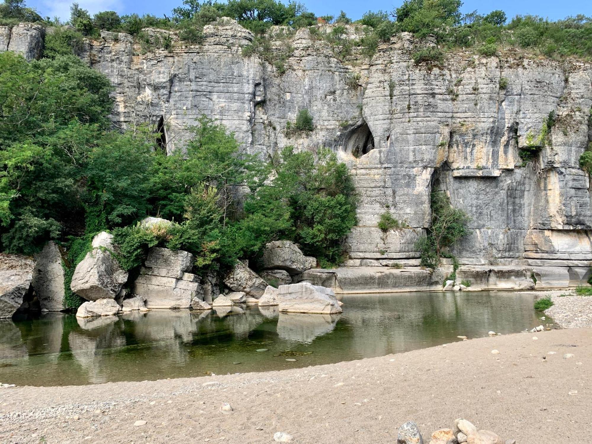 Cevennes Bessegeoises Apartment Besseges ภายนอก รูปภาพ