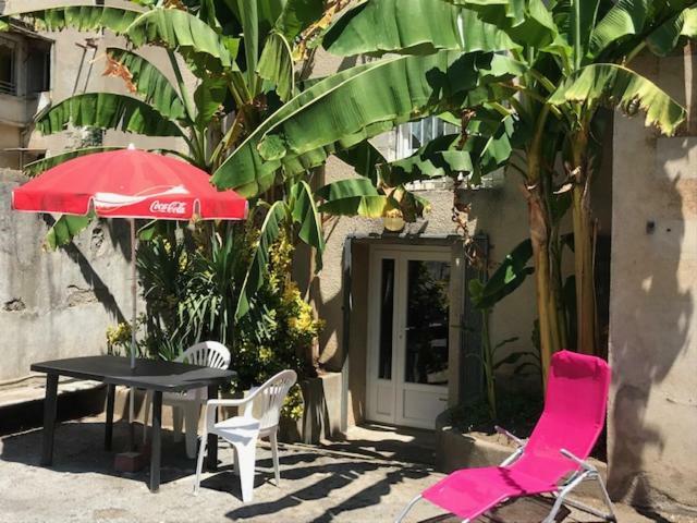 Cevennes Bessegeoises Apartment Besseges ภายนอก รูปภาพ
